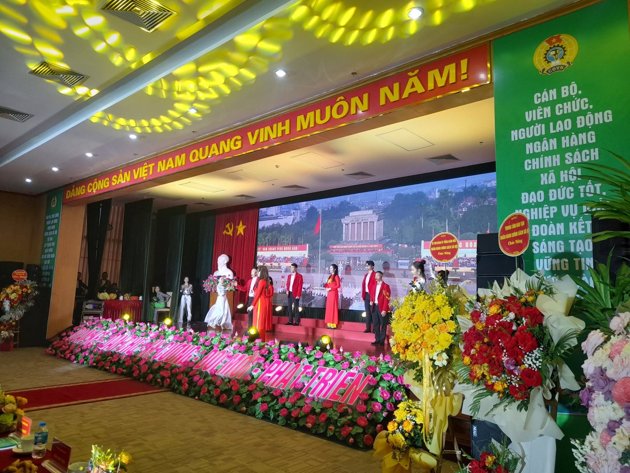 Tân Châu Thành Media thực hiện chương trình tại Hội sở chính Ngân hàng Chính sách Xã hội Việt Nam